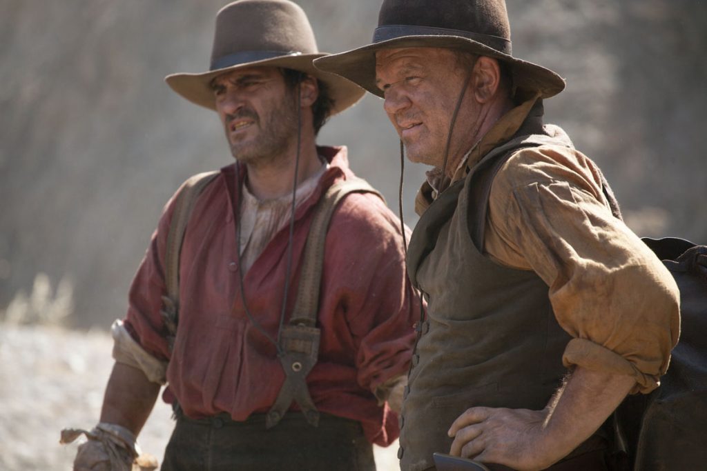 18AFS_SISTERS_BROTHERS_STILL